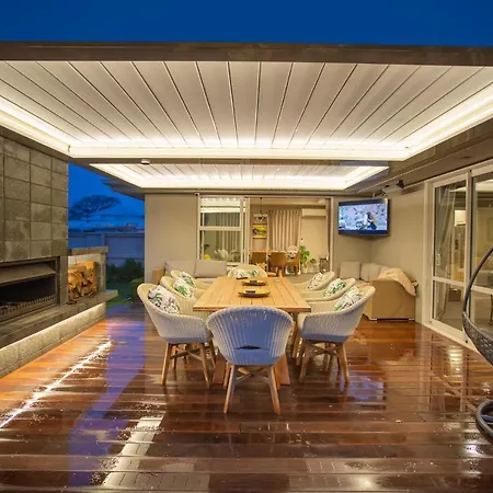 Luxury Spa, Outdoor Fireplace & Games Room - Sleeps 10, 18 Mins From Chc Airport Prebbleton Exterior photo